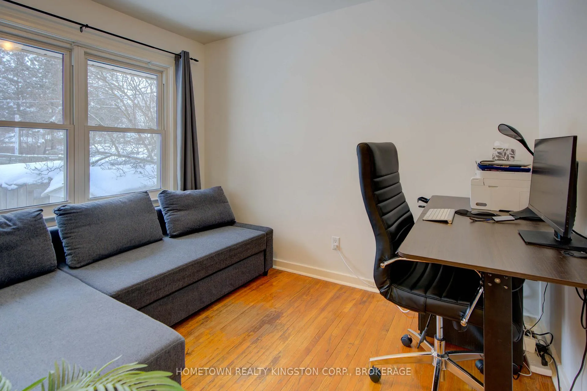 Photo 15 of 977 Portsmouth Avenue, Kingston, West of Sir John A. Blvd — HOMEH