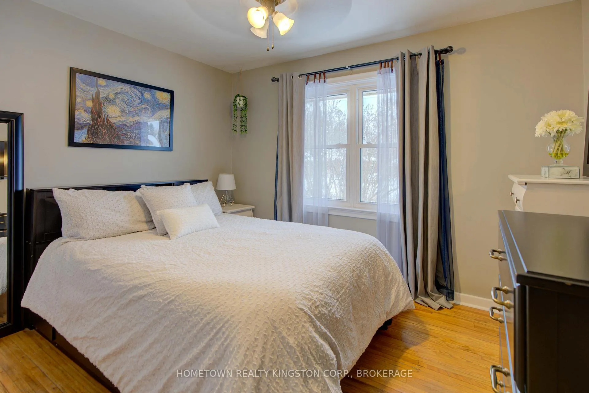 Photo 16 of 977 Portsmouth Avenue, Kingston, West of Sir John A. Blvd — HOMEH