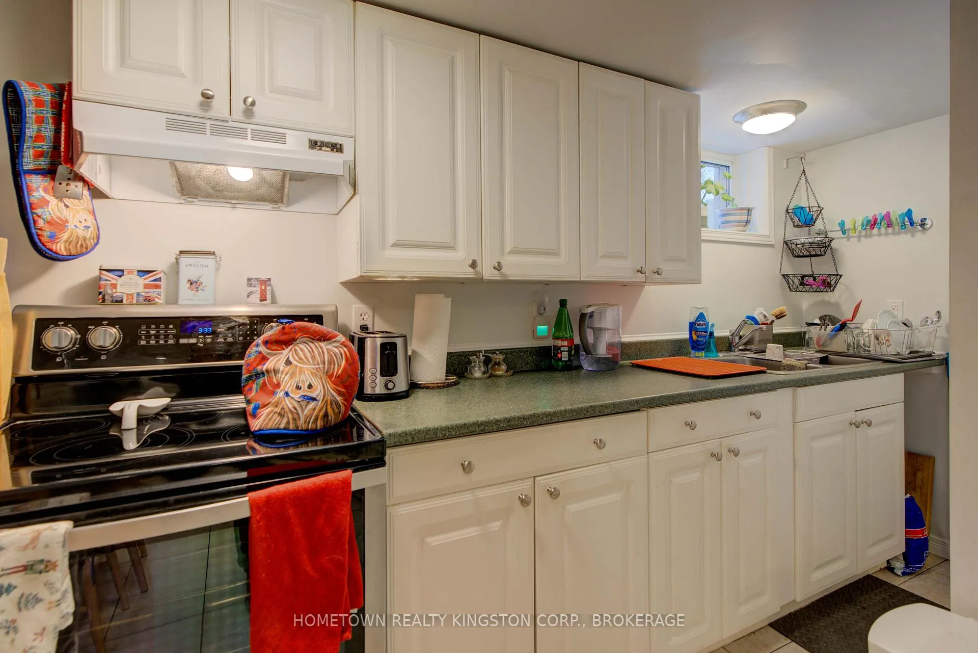 Photo 19 of 977 Portsmouth Avenue, Kingston, West of Sir John A. Blvd — HOMEH