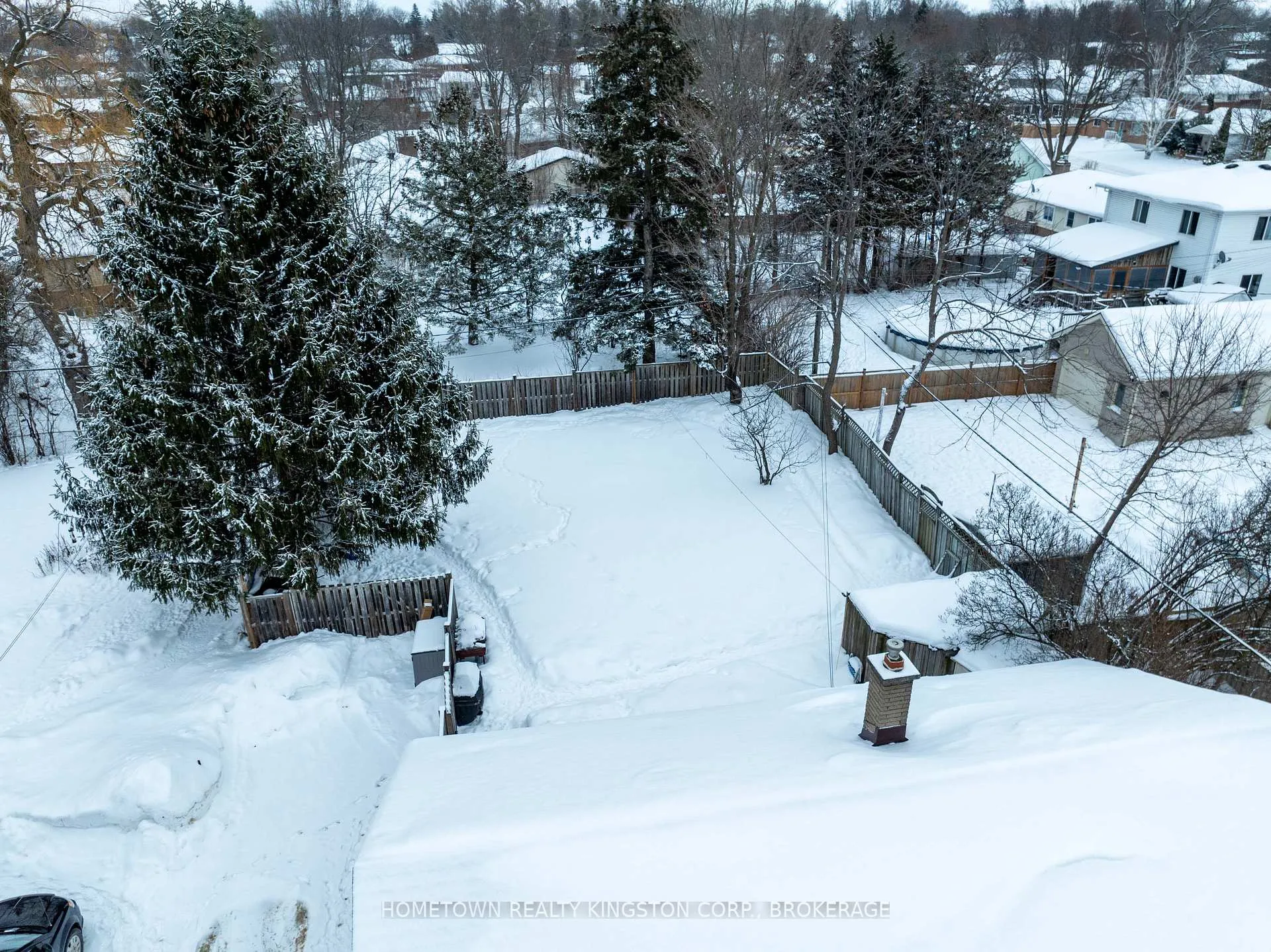 Photo 29 of 977 Portsmouth Avenue, Kingston, West of Sir John A. Blvd — HOMEH