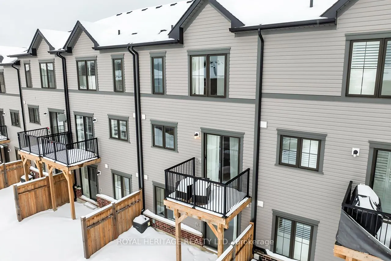 Photo 4 of 5 Loana Lane, Clarington, Bowmanville — HOMEH