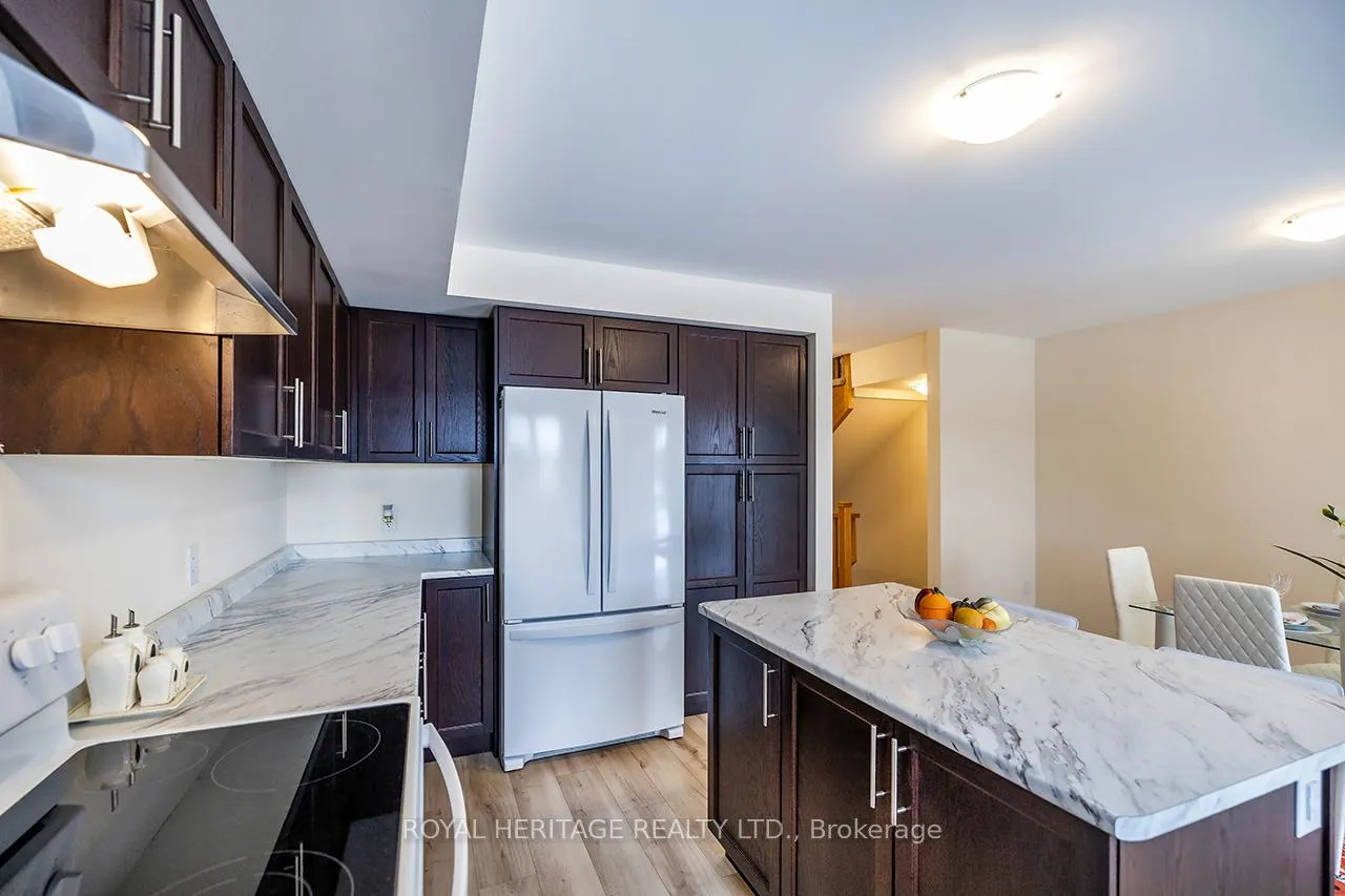 Photo 15 of 5 Loana Lane, Clarington, Bowmanville — HOMEH