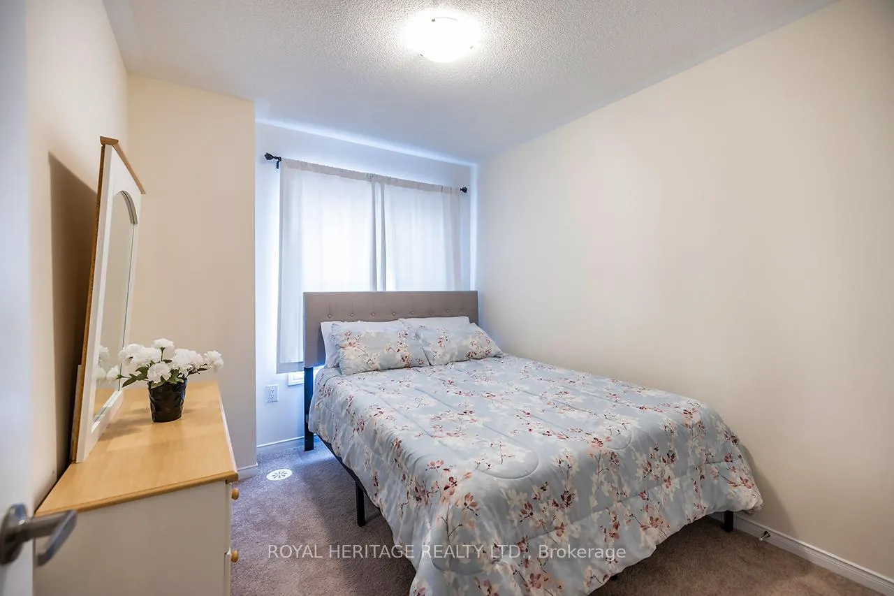 Photo 24 of 5 Loana Lane, Clarington, Bowmanville — HOMEH