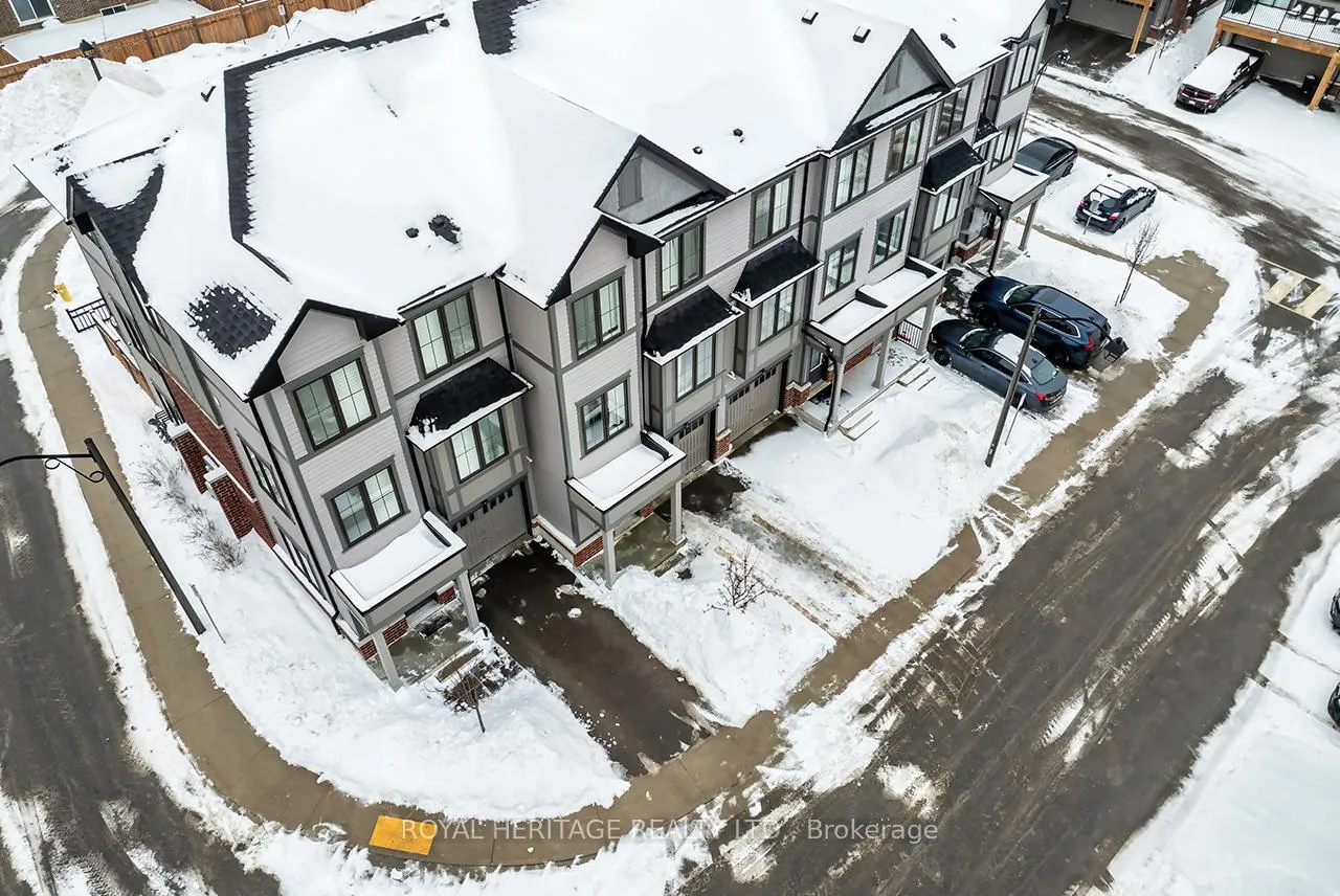 Photo 29 of 5 Loana Lane, Clarington, Bowmanville — HOMEH