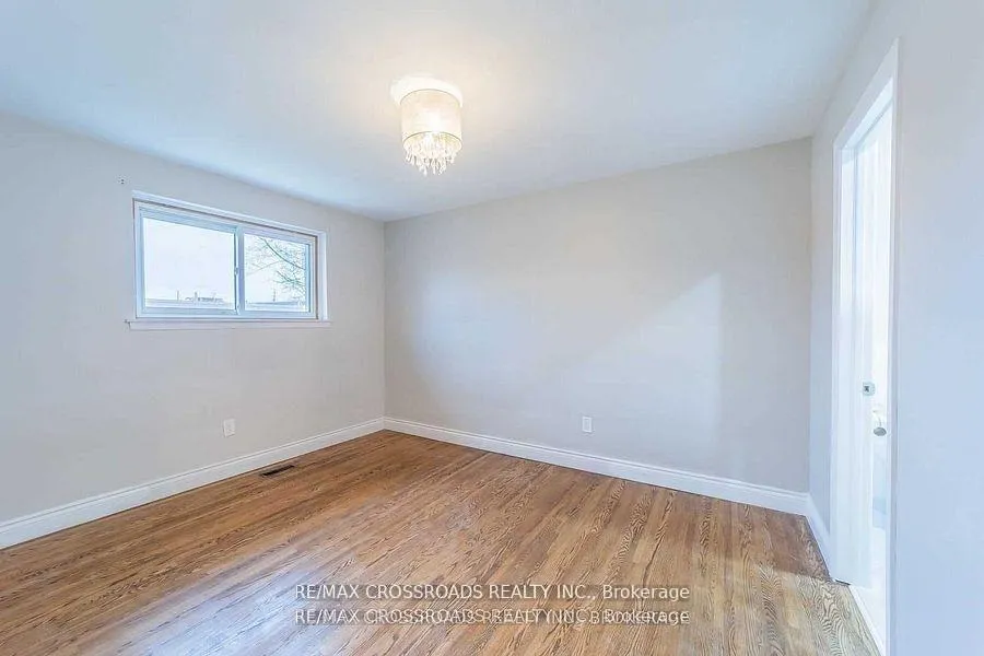 Photo 14 of 3 Alanadale Avenue, Markham, Bullock — HOMEH