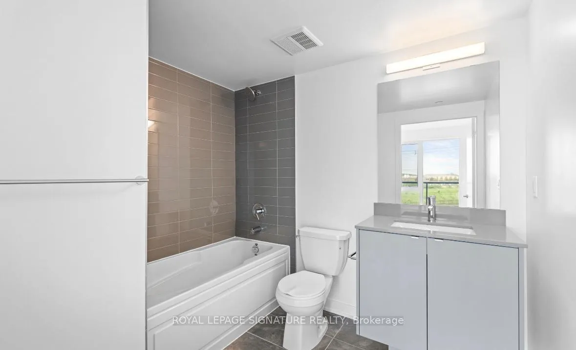 Photo 22 of Unit B404, 3200 Dakota Common, Burlington, Alton — HOMEH