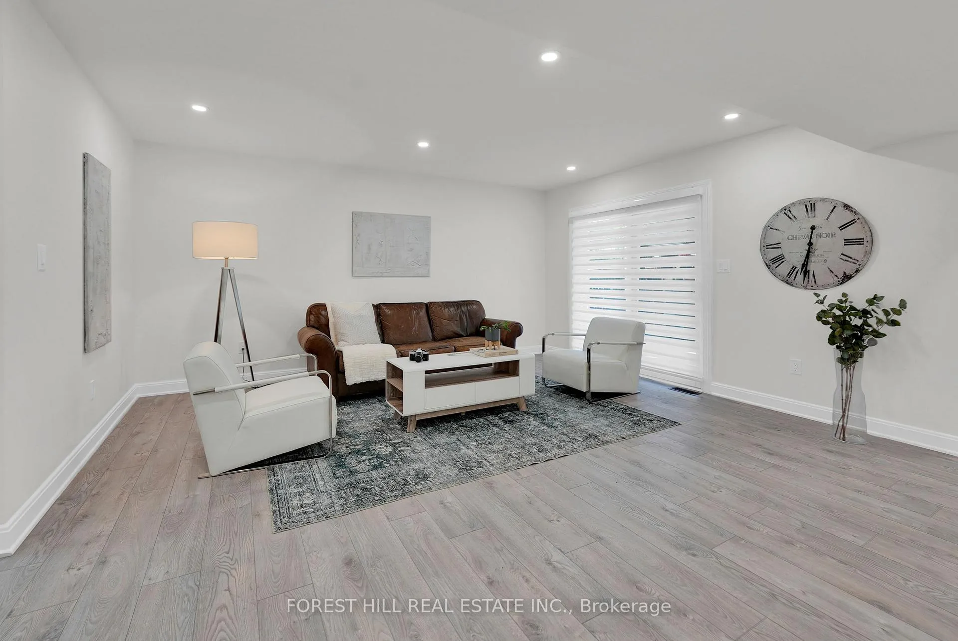 Photo 11 of 5515 Glenholme Avenue, Niagara Falls, Hospital — HOMEH