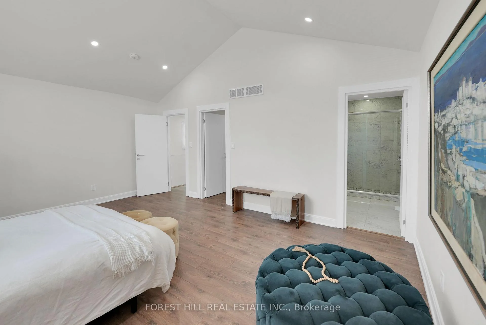 Photo 21 of 5515 Glenholme Avenue, Niagara Falls, Hospital — HOMEH
