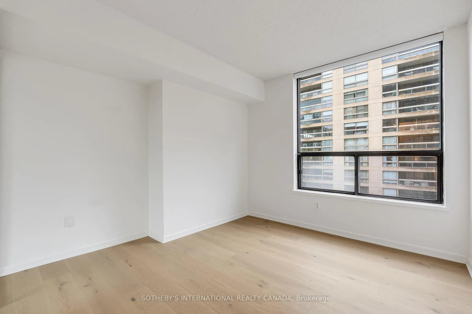 Photo 17 of Unit 503, 47 St Clair Avenue W, Toronto, Yonge-St. Clair — HOMEH