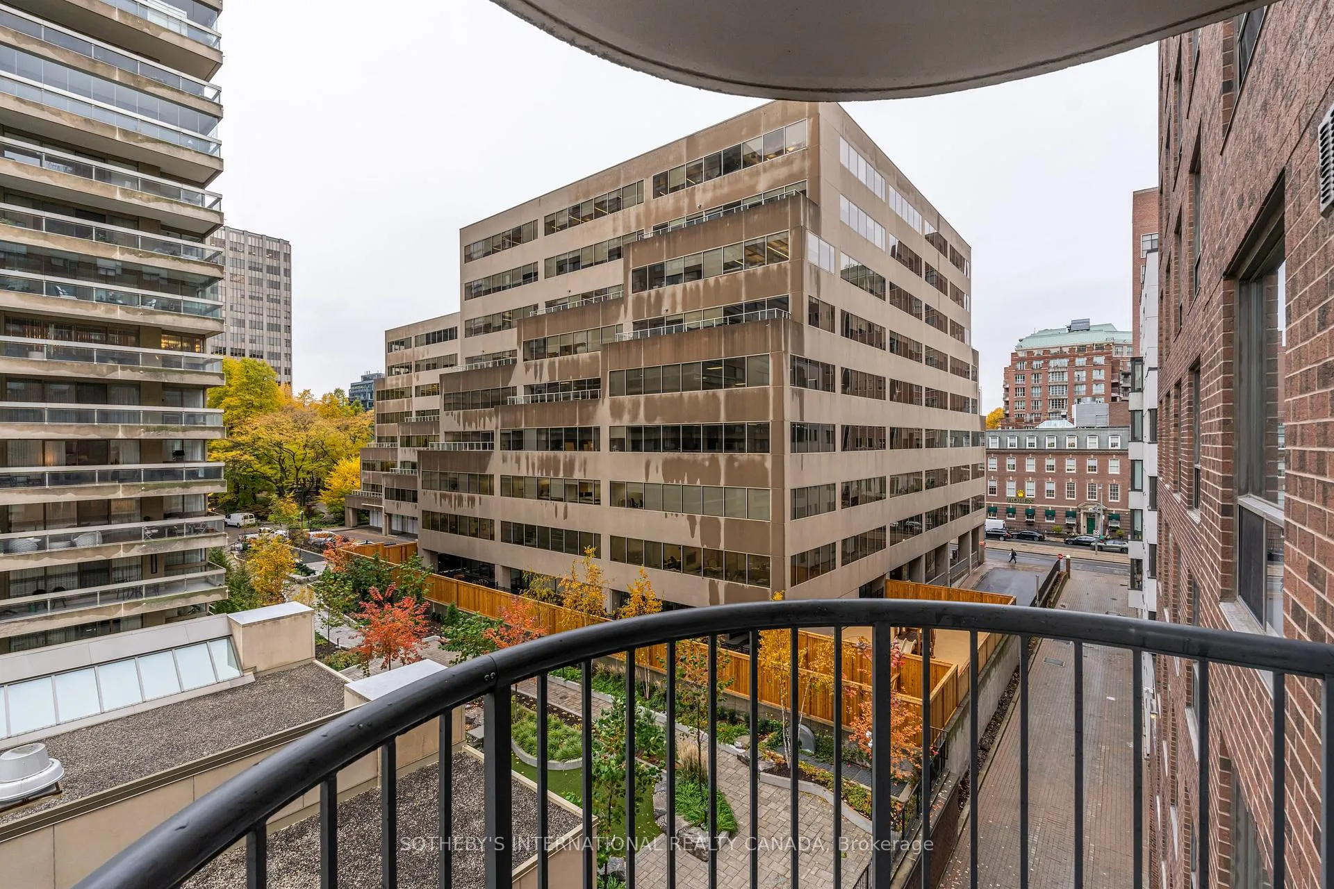 Photo 21 of Unit 503, 47 St Clair Avenue W, Toronto, Yonge-St. Clair — HOMEH