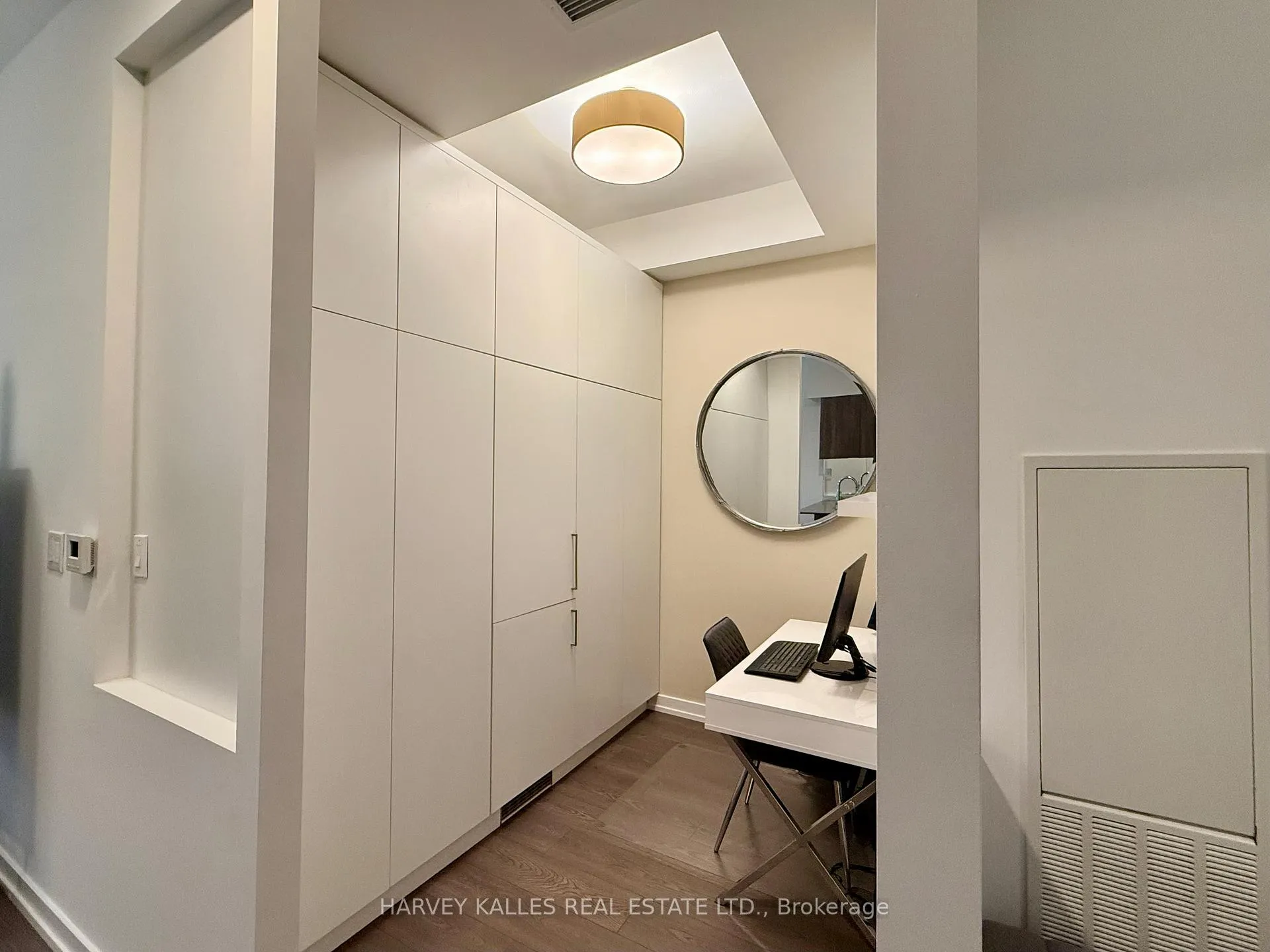 Photo 7 of Unit 203, 609 Avenue Road, Toronto, Yonge-St. Clair — HOMEH