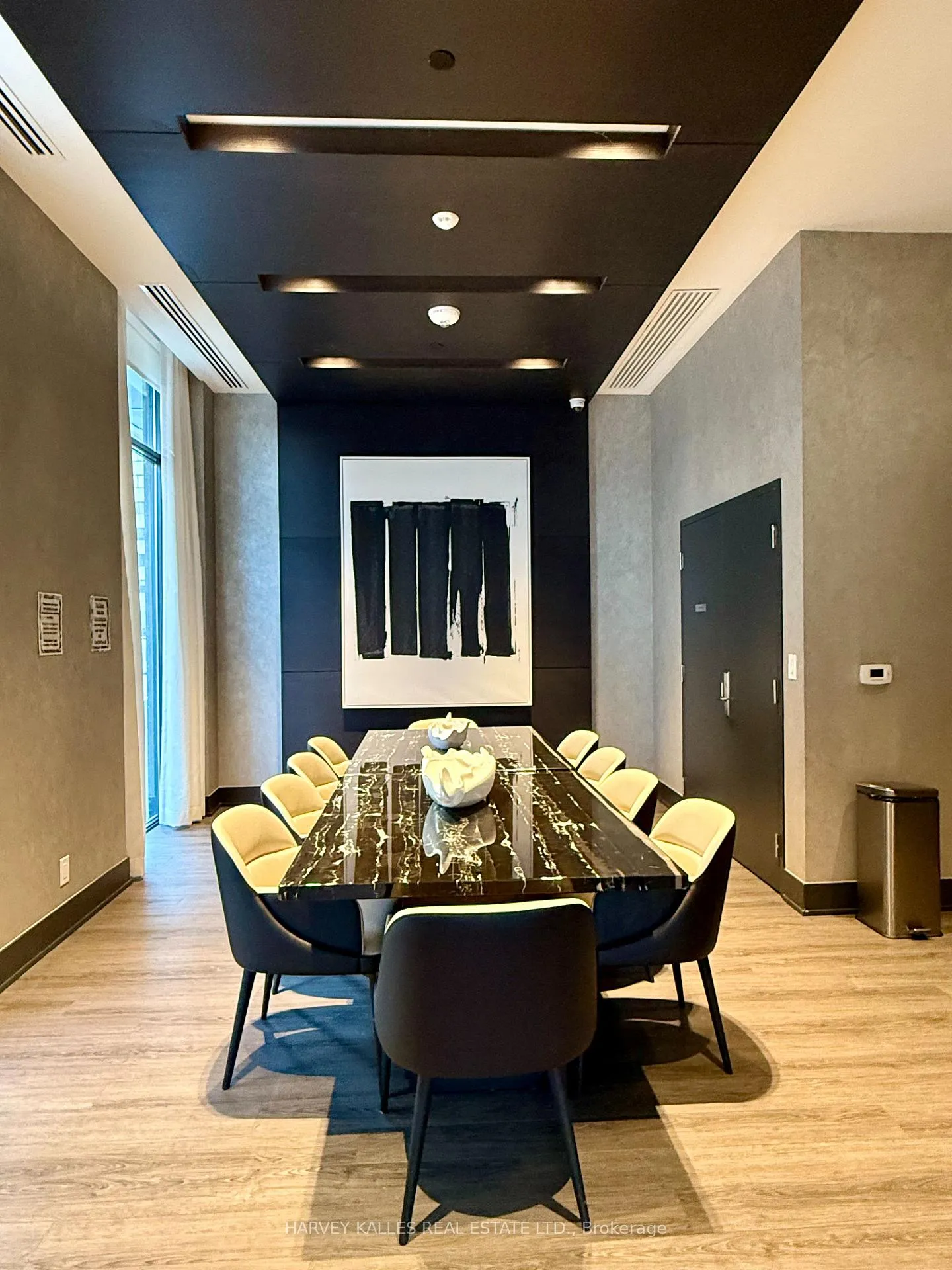 Photo 15 of Unit 203, 609 Avenue Road, Toronto, Yonge-St. Clair — HOMEH