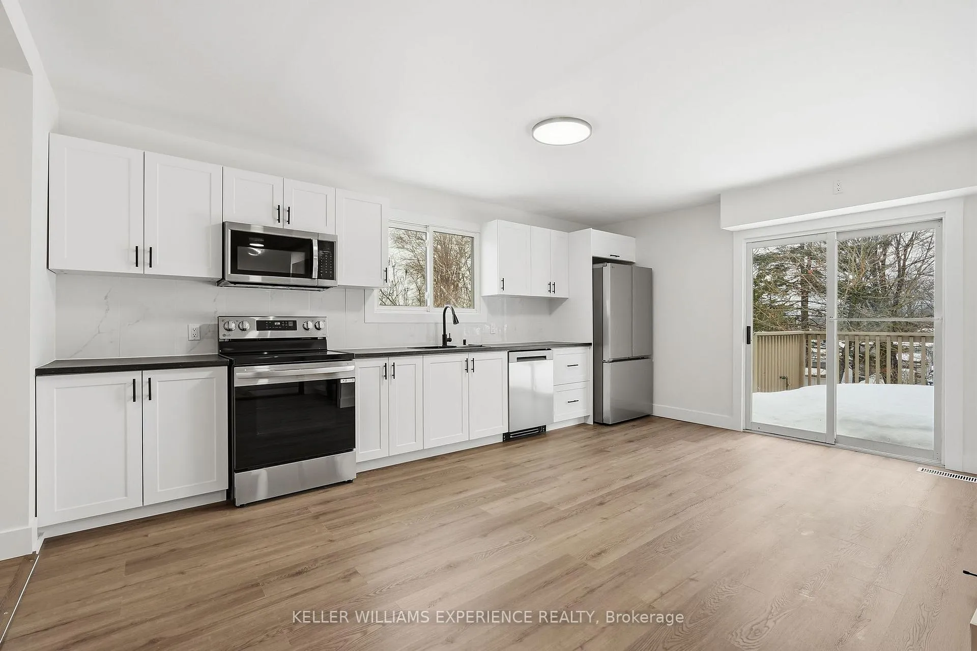 Photo 12 of 240 Ruby Street, Midland — HOMEH
