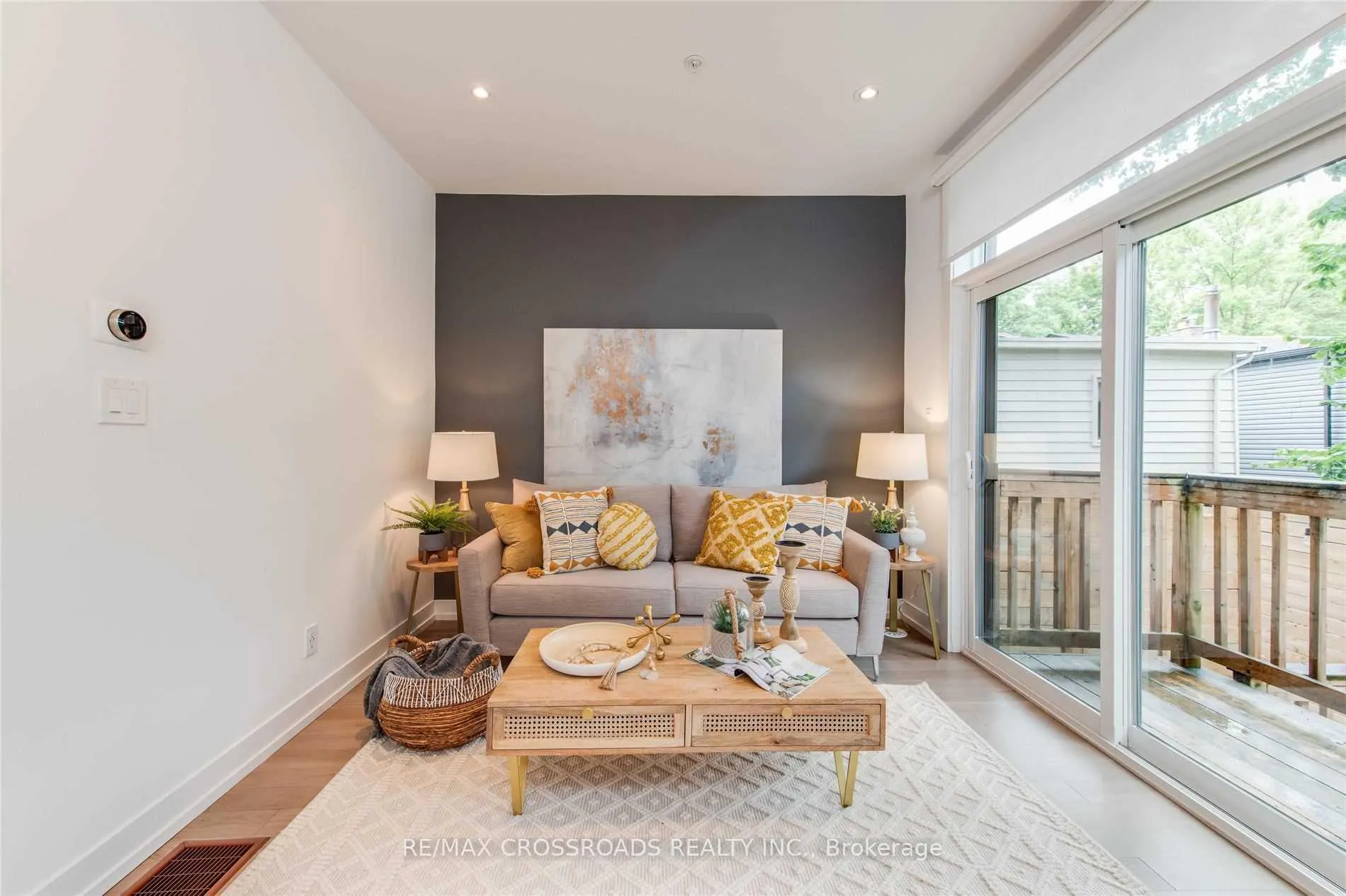 Photo 4 of 12 Vince Avenue, Toronto, Woodbine Corridor — HOMEH
