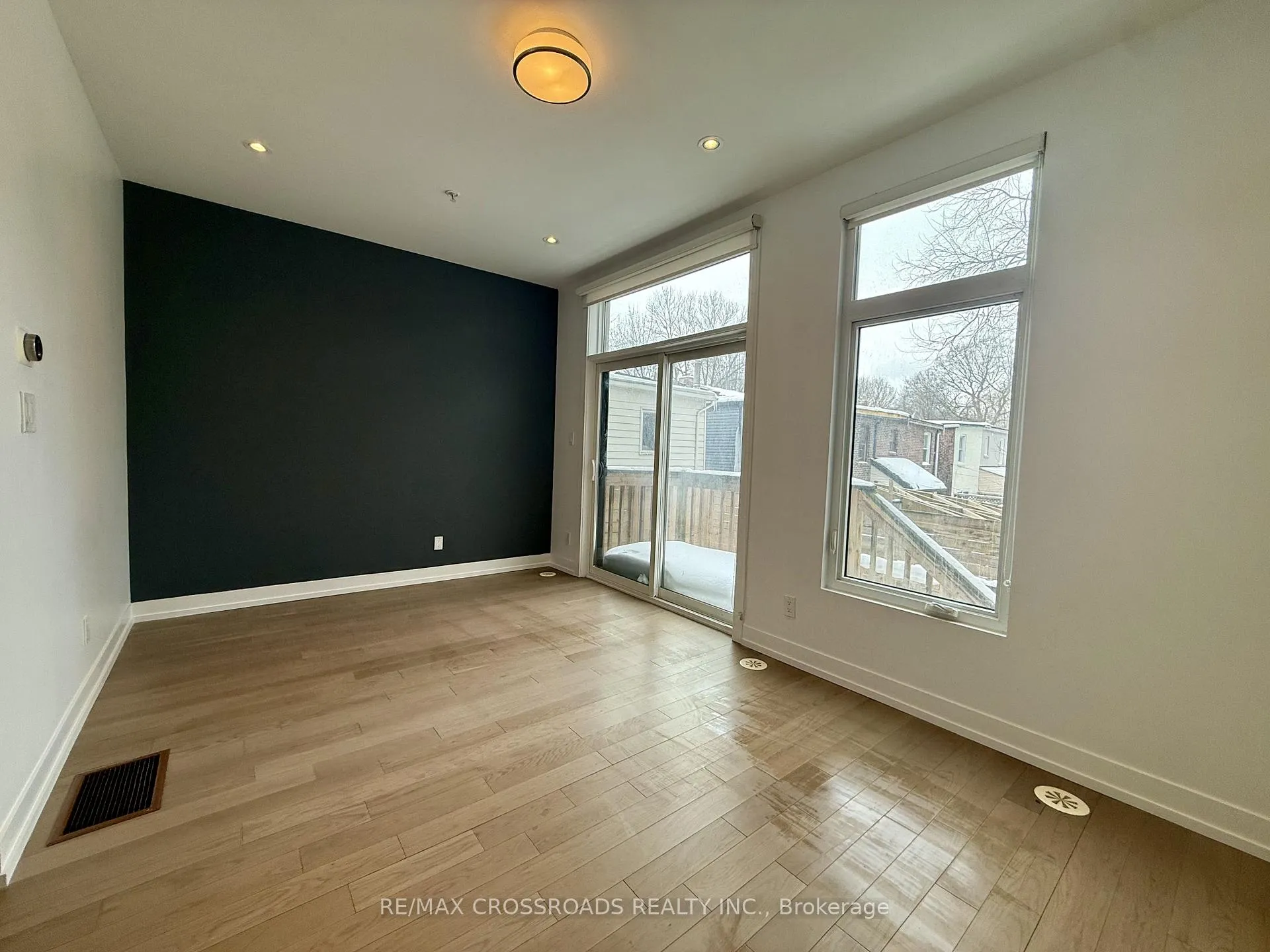 Photo 24 of 12 Vince Avenue, Toronto, Woodbine Corridor — HOMEH
