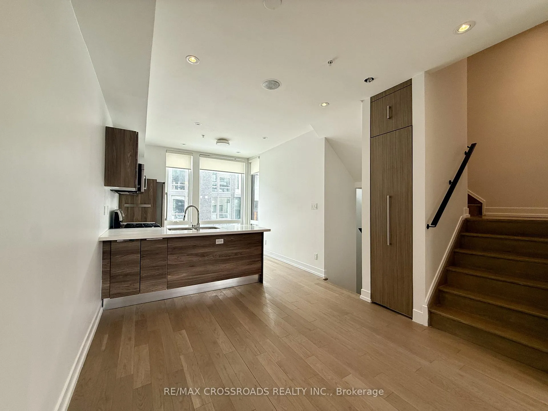 Photo 26 of 12 Vince Avenue, Toronto, Woodbine Corridor — HOMEH