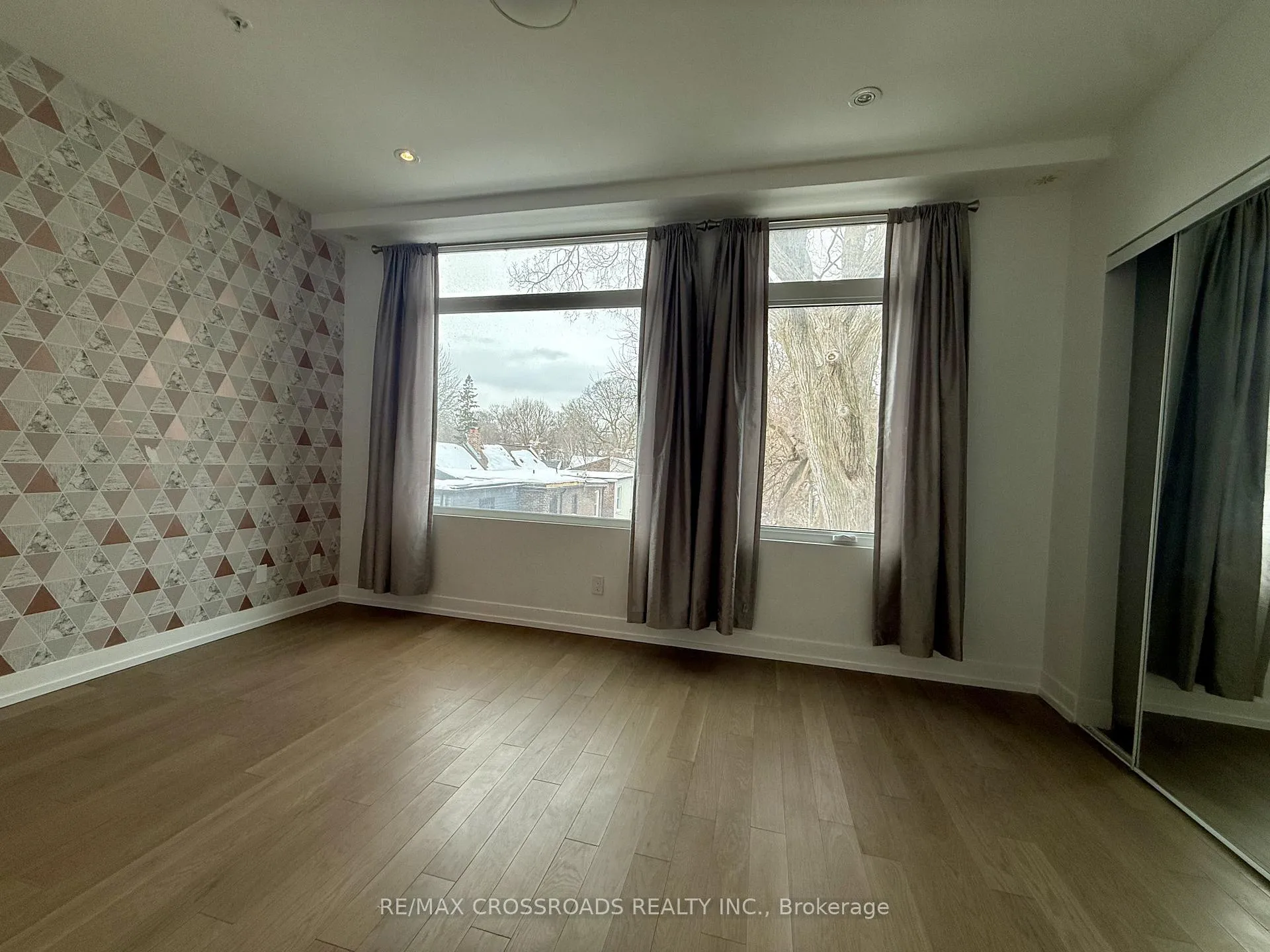 Photo 29 of 12 Vince Avenue, Toronto, Woodbine Corridor — HOMEH