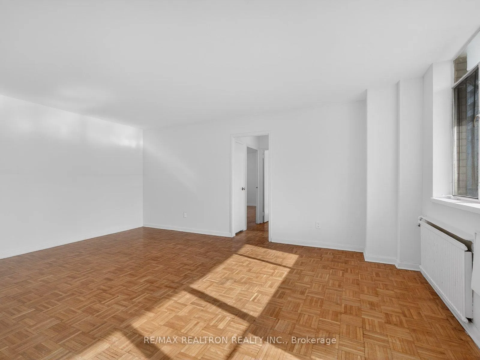 Photo 5 of Unit 406, 25 Bedford Road, Toronto, The Annex — HOMEH