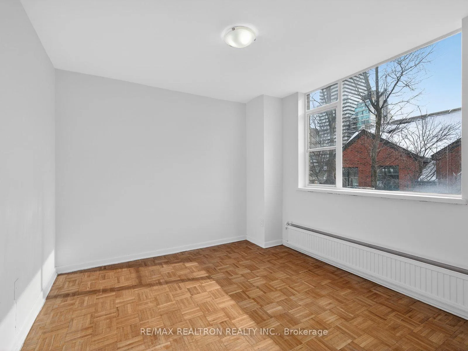 Photo 8 of Unit 406, 25 Bedford Road, Toronto, The Annex — HOMEH