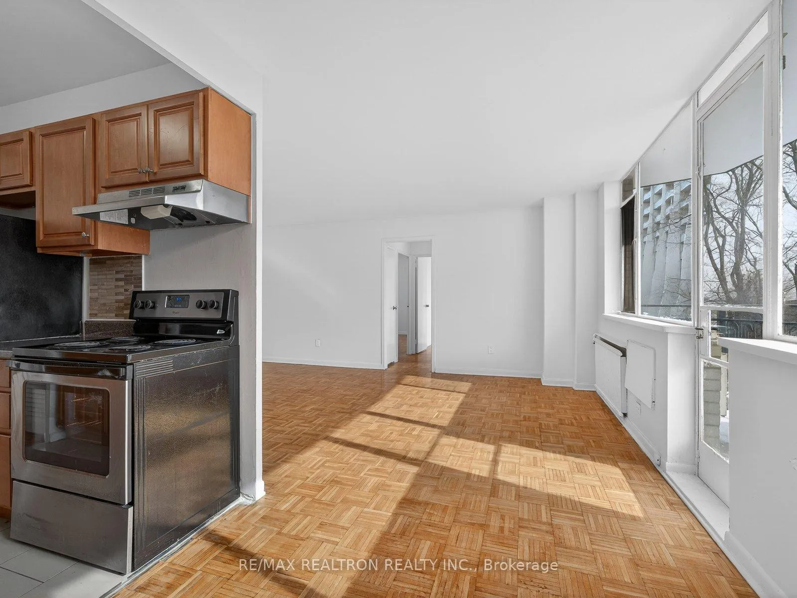 Photo 14 of Unit 406, 25 Bedford Road, Toronto, The Annex — HOMEH