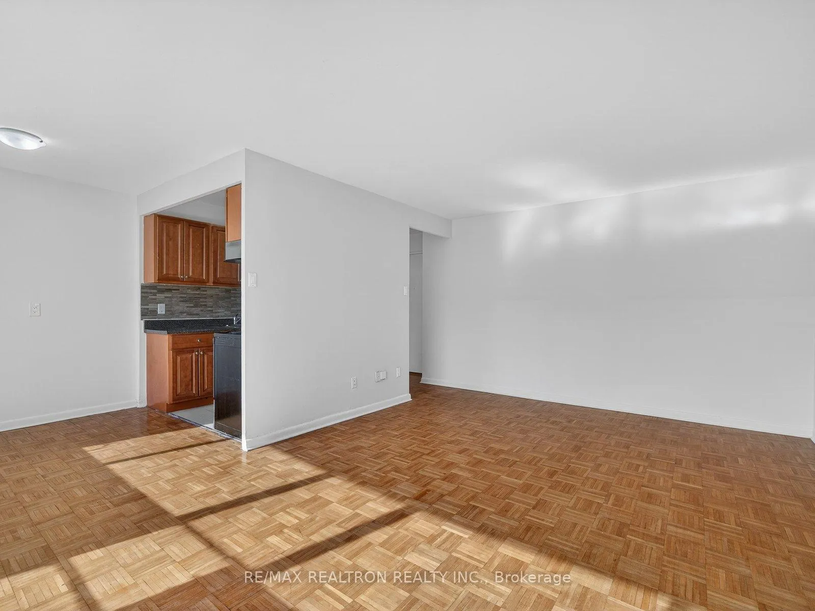 Photo 15 of Unit 406, 25 Bedford Road, Toronto, The Annex — HOMEH