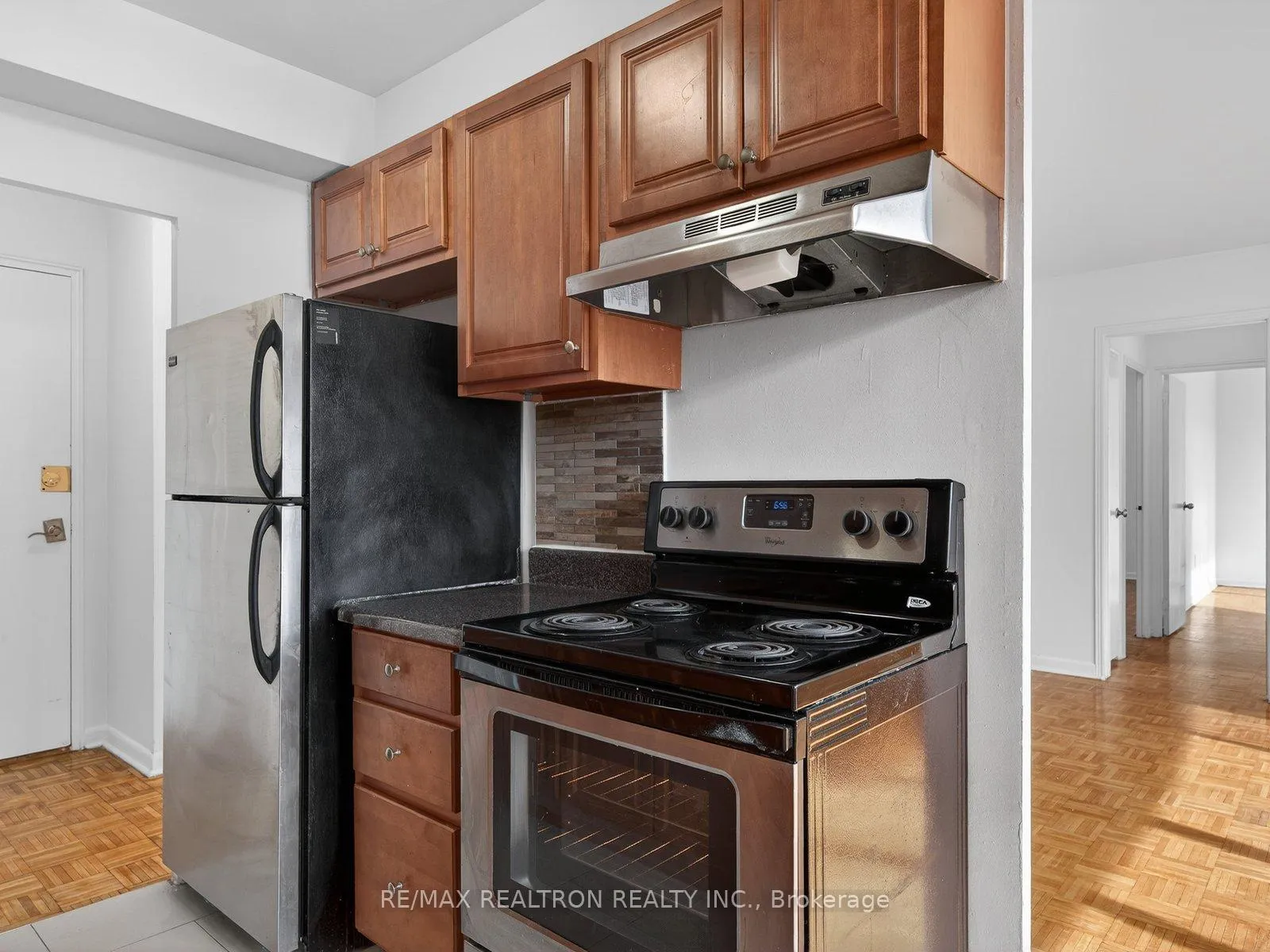 Photo 18 of Unit 406, 25 Bedford Road, Toronto, The Annex — HOMEH