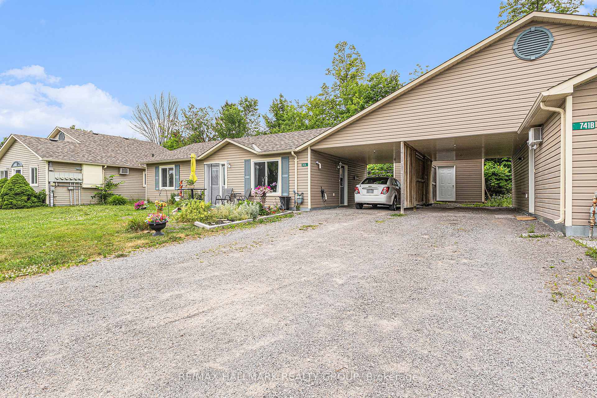 Photo 4 of 735-741 River Road, McNab/Braeside, Mcnab/Braeside Twps — HOMEH