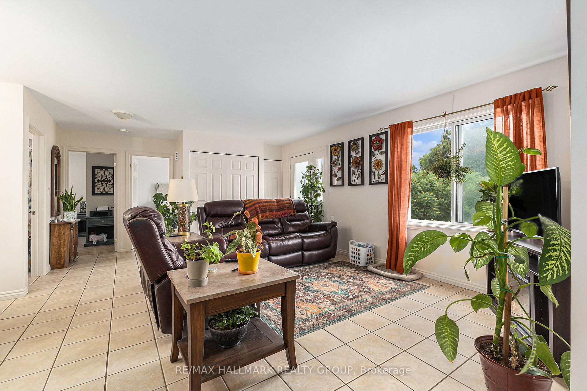 Photo 13 of 735-741 River Road, McNab/Braeside, Mcnab/Braeside Twps — HOMEH