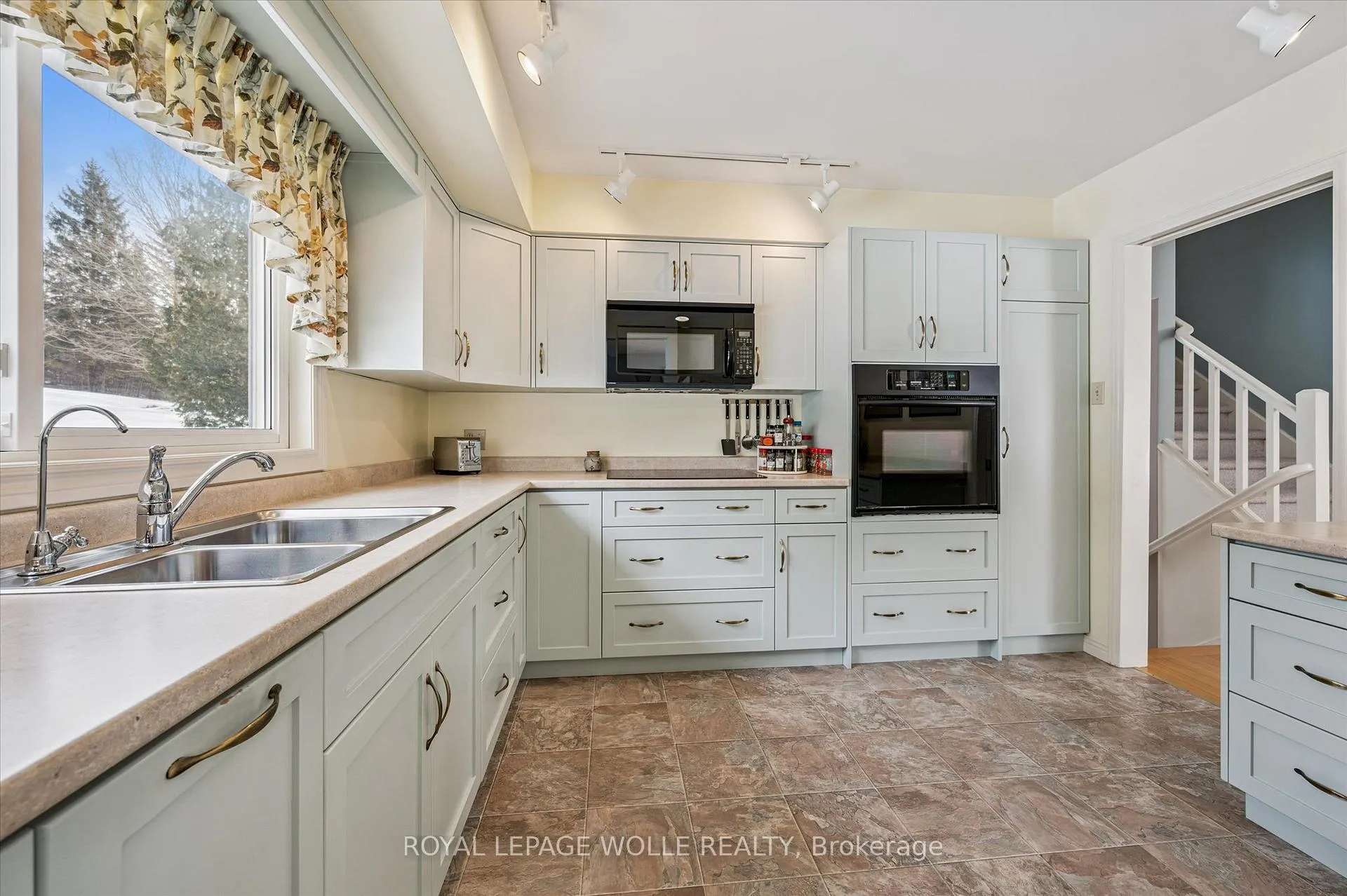 Photo 16 of 126 Grandview Drive, Woolwich — HOMEH