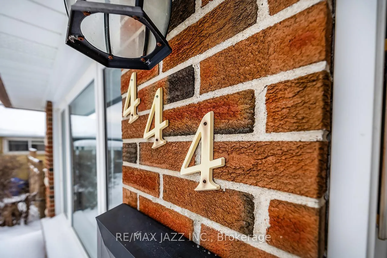 Photo 3 of 444 Elizabeth Street, Oshawa, McLaughlin — HOMEH