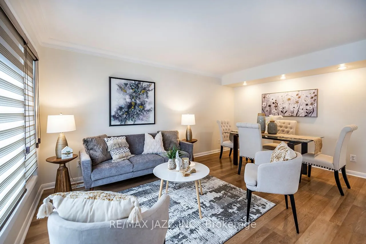 Photo 4 of 444 Elizabeth Street, Oshawa, McLaughlin — HOMEH