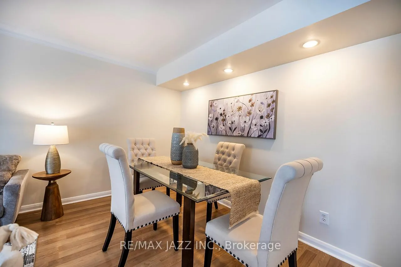 Photo 8 of 444 Elizabeth Street, Oshawa, McLaughlin — HOMEH