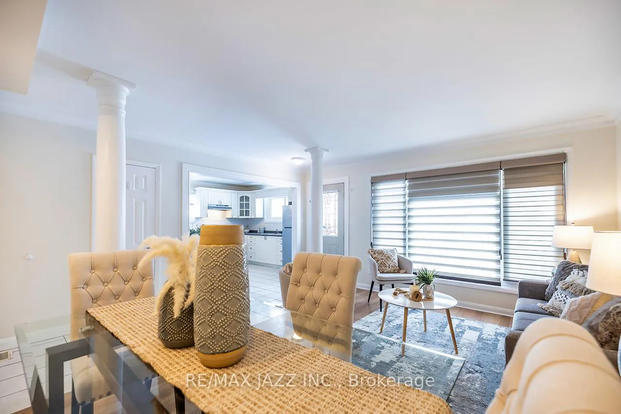 Photo 10 of 444 Elizabeth Street, Oshawa, McLaughlin — HOMEH