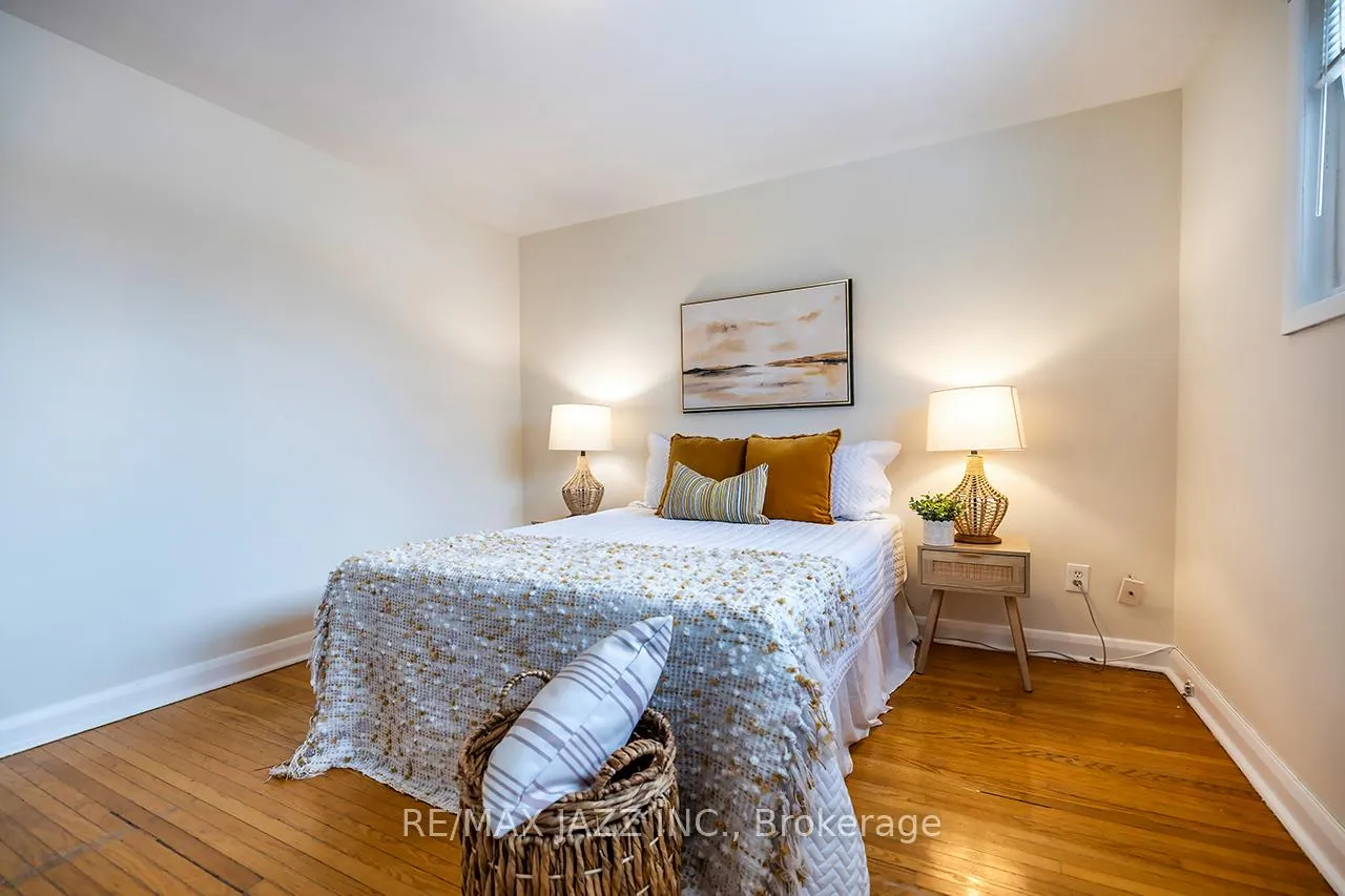 Photo 18 of 444 Elizabeth Street, Oshawa, McLaughlin — HOMEH
