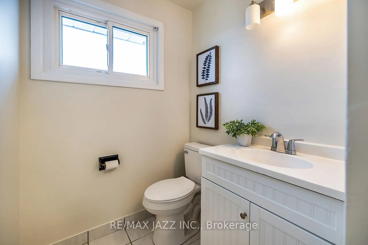 Photo 24 of 444 Elizabeth Street, Oshawa, McLaughlin — HOMEH