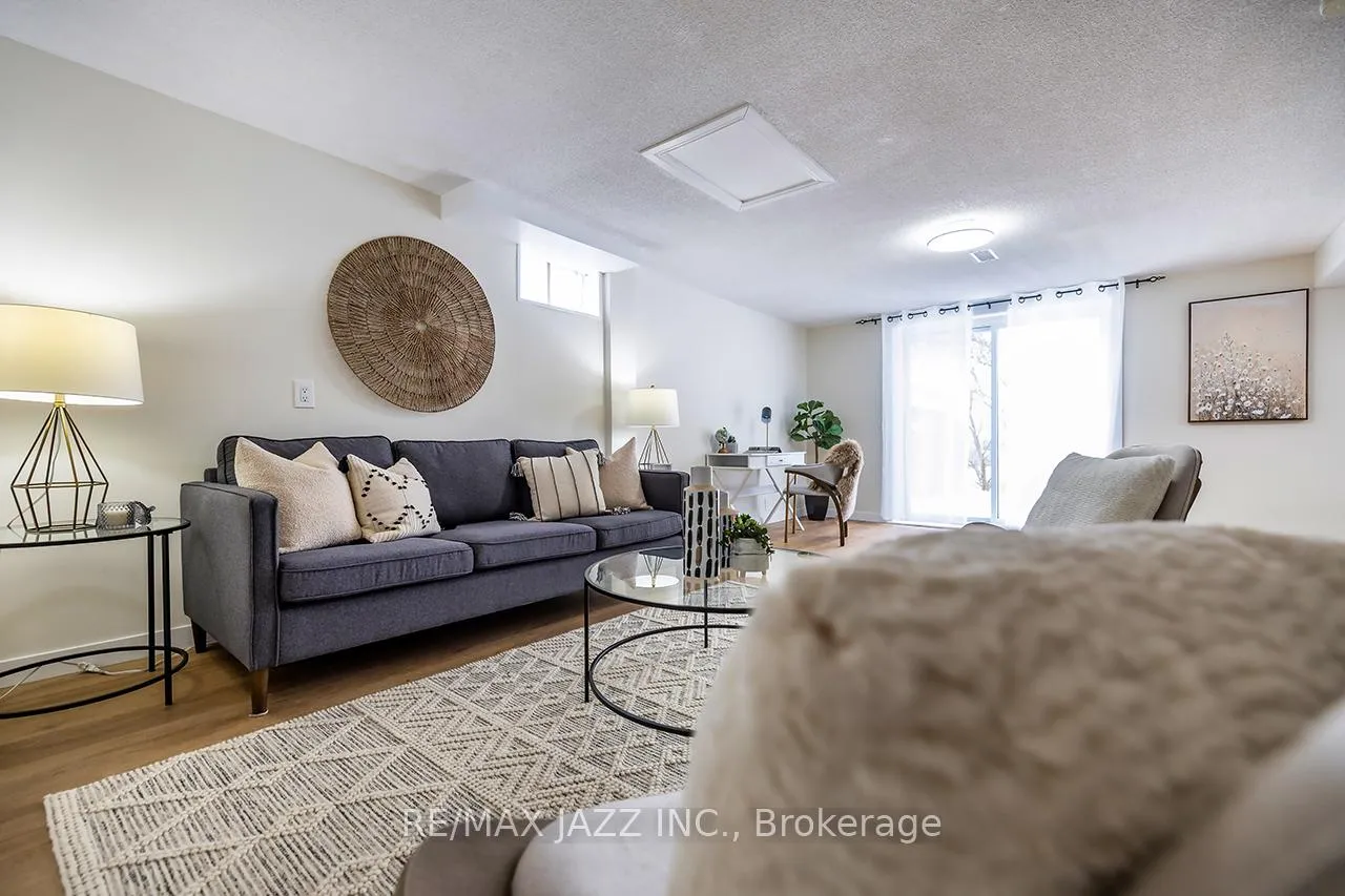 Photo 32 of 444 Elizabeth Street, Oshawa, McLaughlin — HOMEH