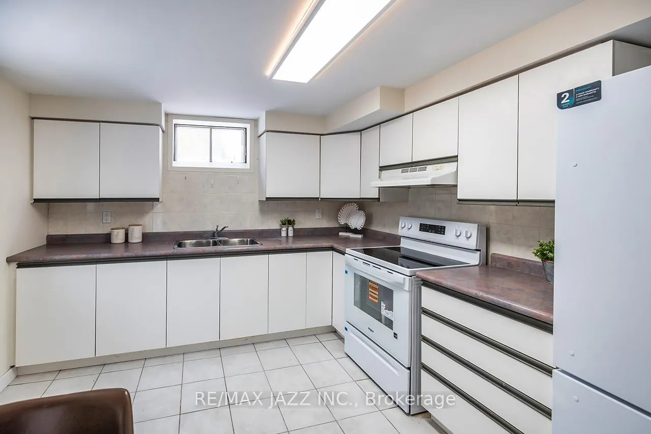 Photo 35 of 444 Elizabeth Street, Oshawa, McLaughlin — HOMEH