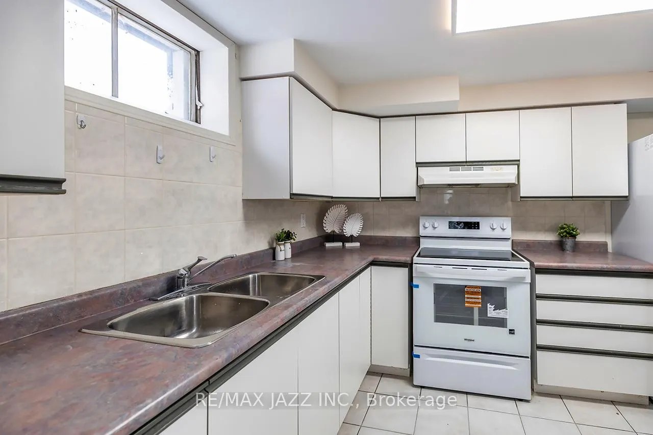 Photo 37 of 444 Elizabeth Street, Oshawa, McLaughlin — HOMEH