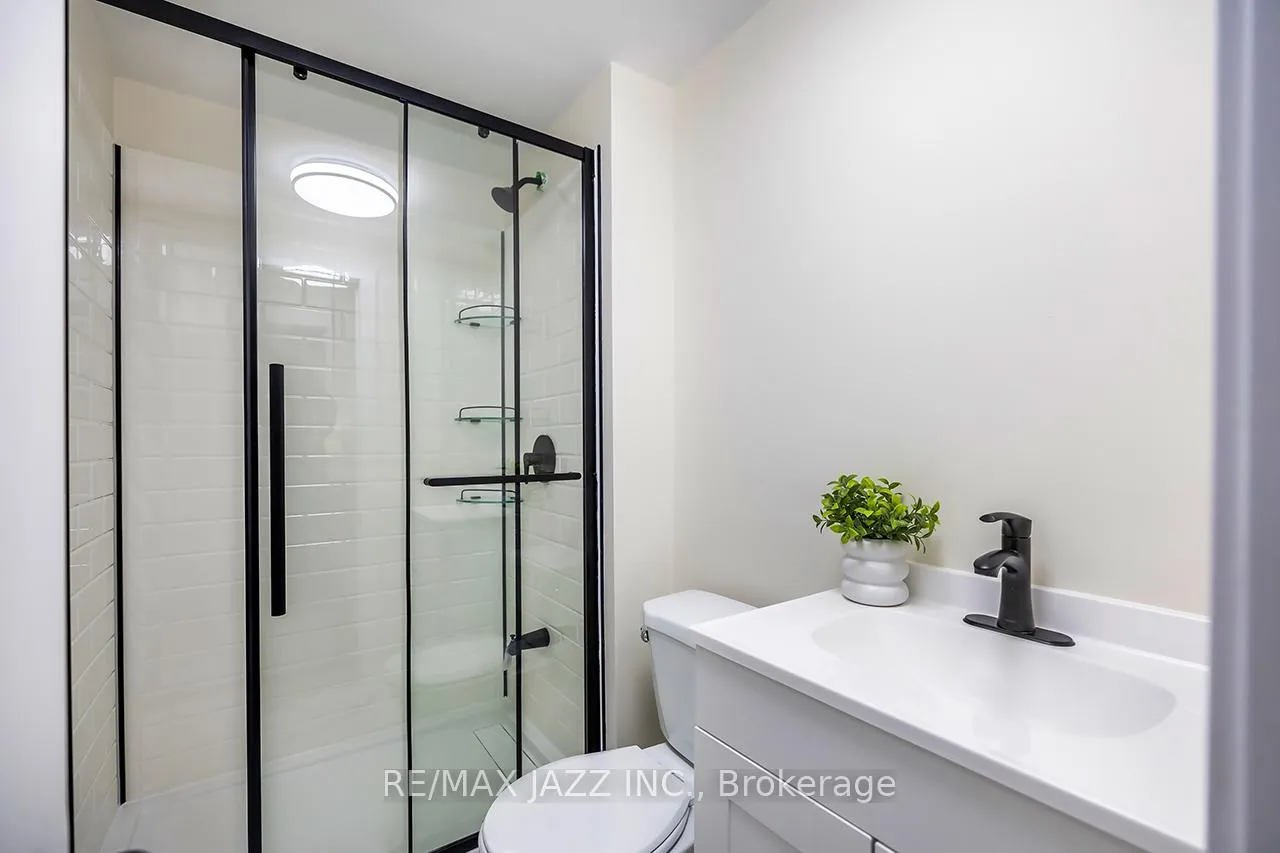 Photo 40 of 444 Elizabeth Street, Oshawa, McLaughlin — HOMEH