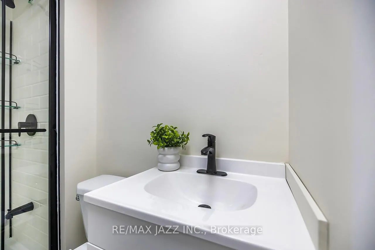 Photo 41 of 444 Elizabeth Street, Oshawa, McLaughlin — HOMEH