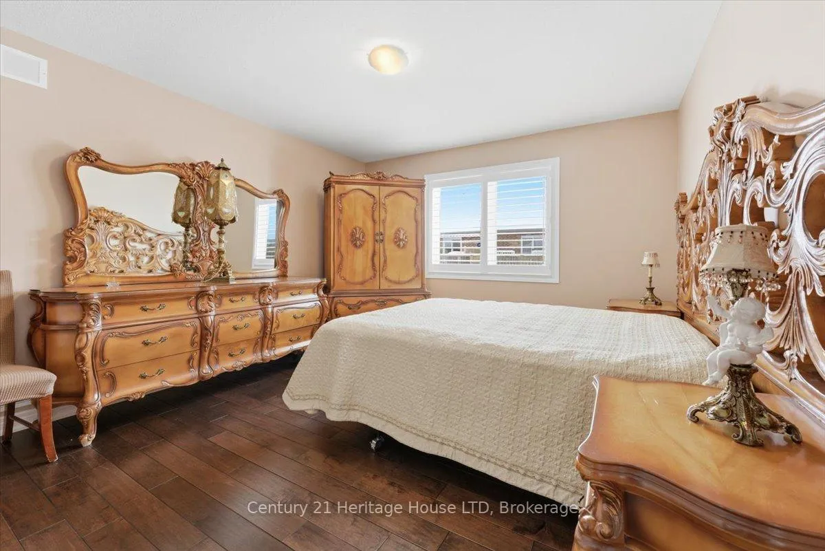 Photo 16 of 125 Clare Avenue, Welland, Coyle Creek — HOMEH