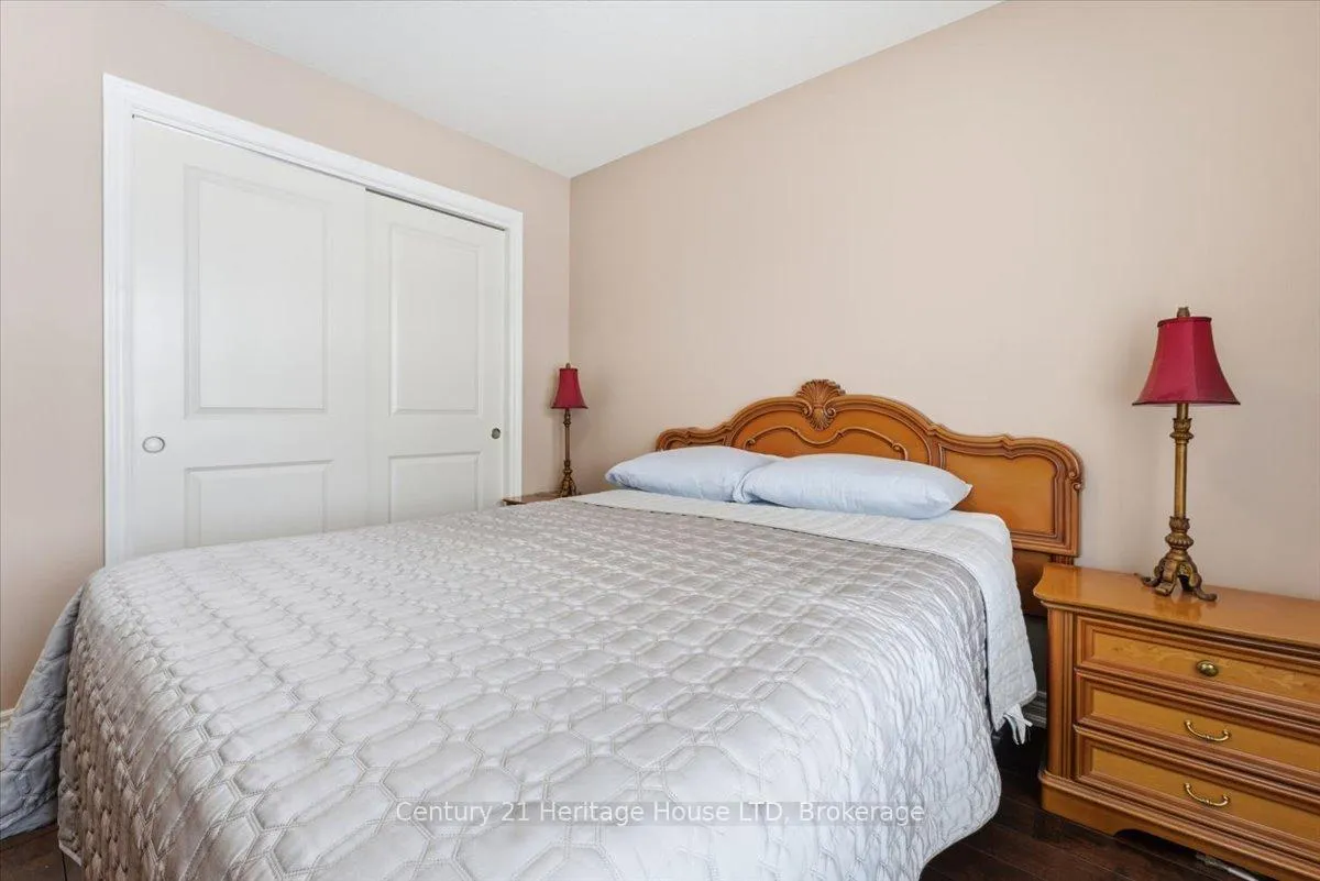Photo 20 of 125 Clare Avenue, Welland, Coyle Creek — HOMEH