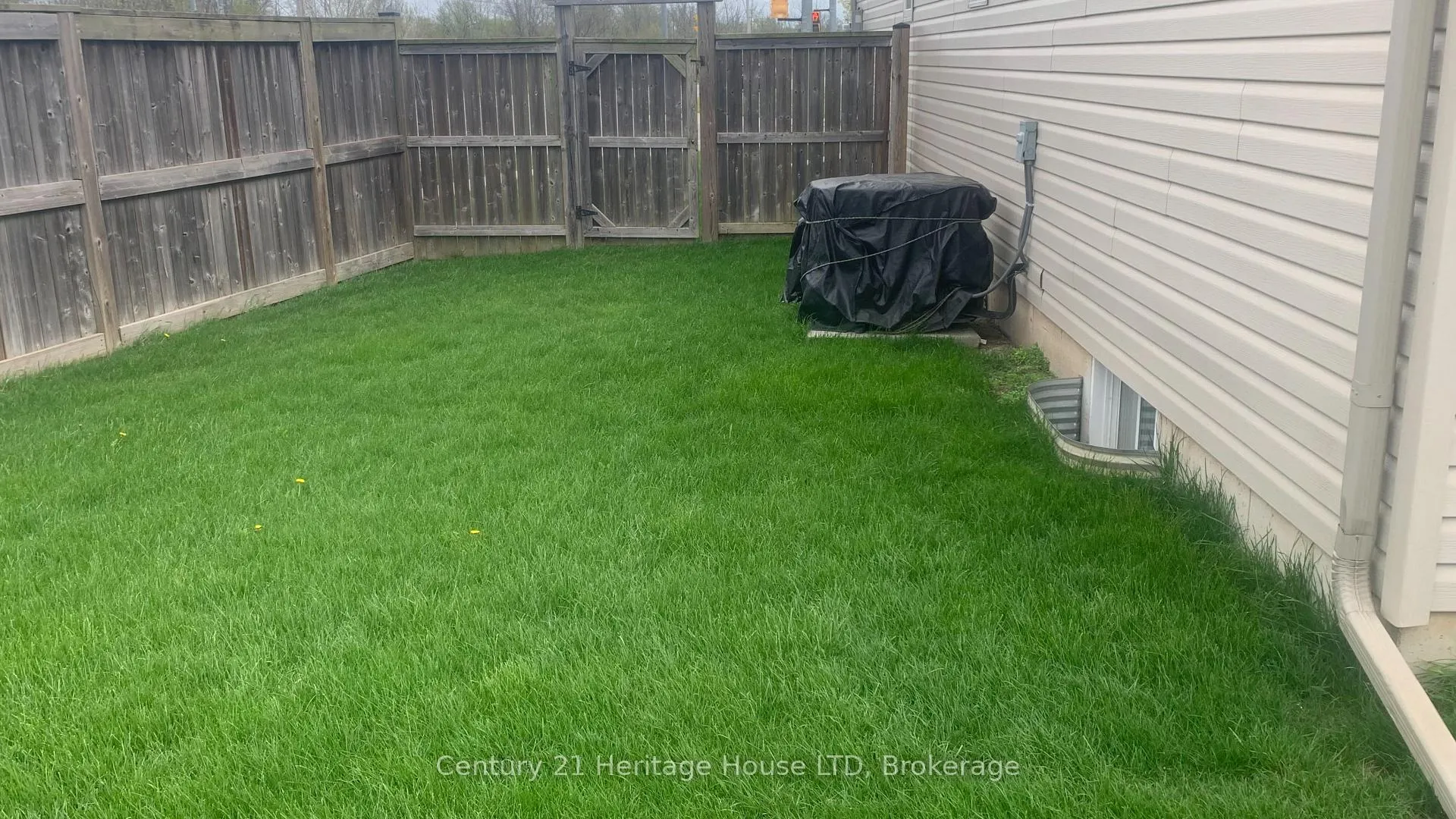 Photo 33 of 125 Clare Avenue, Welland, Coyle Creek — HOMEH