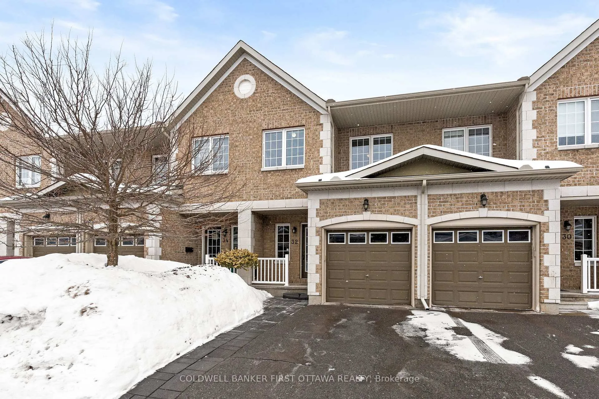 Front of 32 Dundalk Private