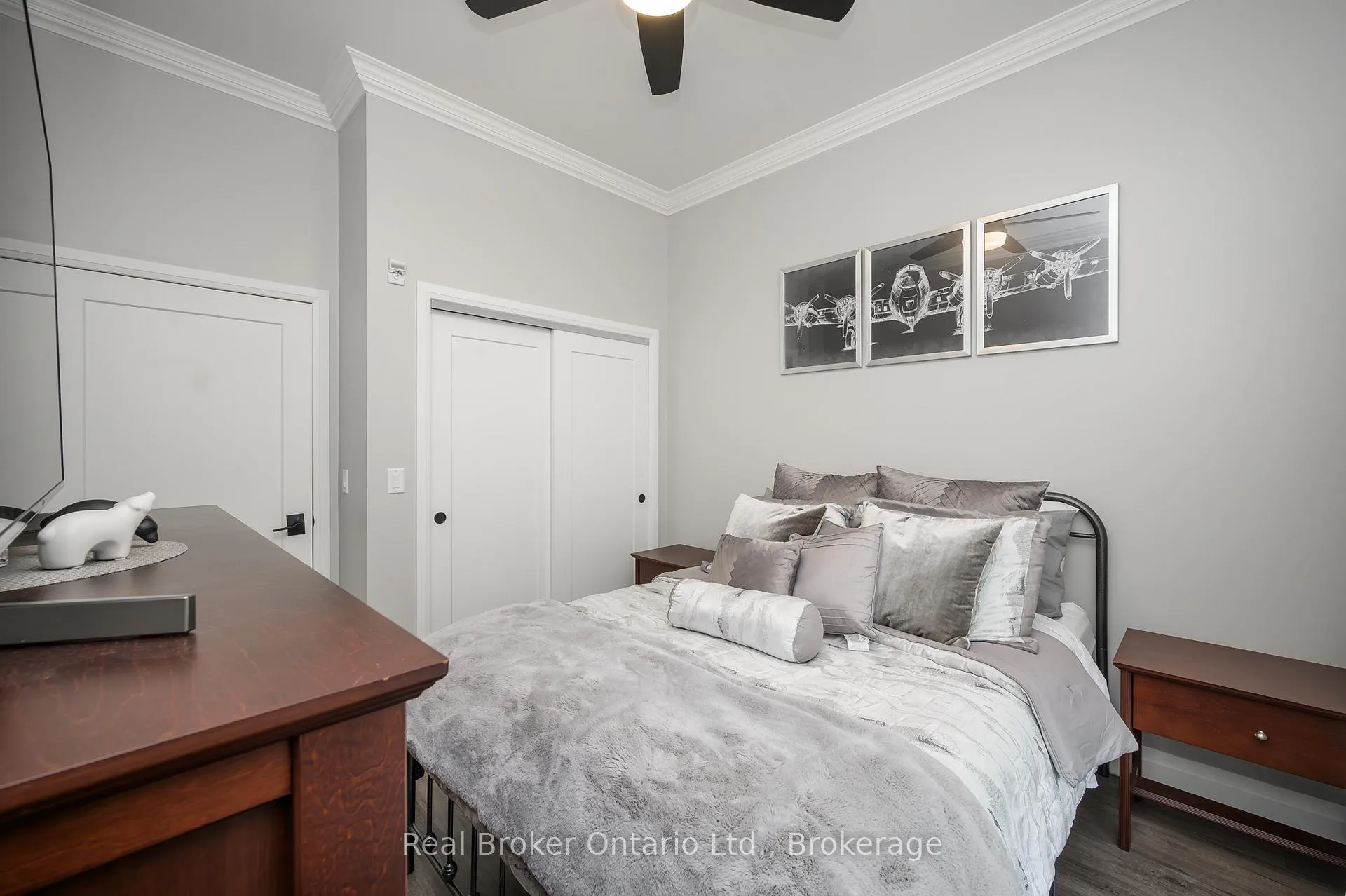 Photo 8 of Unit 107, 30 Hamilton Street S, Hamilton, Waterdown — HOMEH