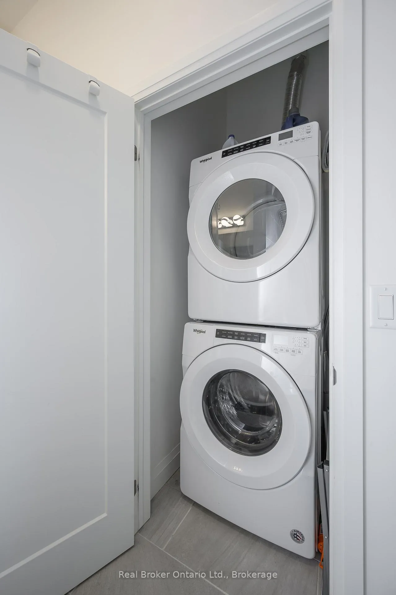 Photo 12 of Unit 107, 30 Hamilton Street S, Hamilton, Waterdown — HOMEH