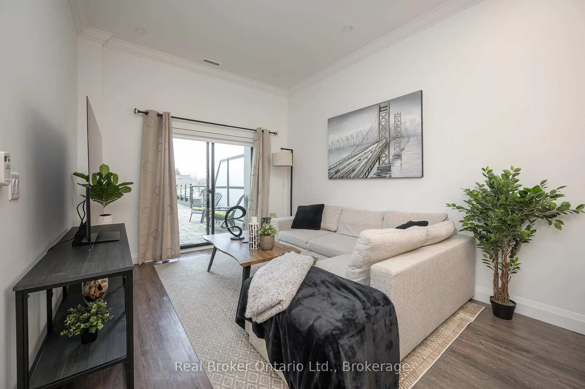Photo 19 of Unit 107, 30 Hamilton Street S, Hamilton, Waterdown — HOMEH