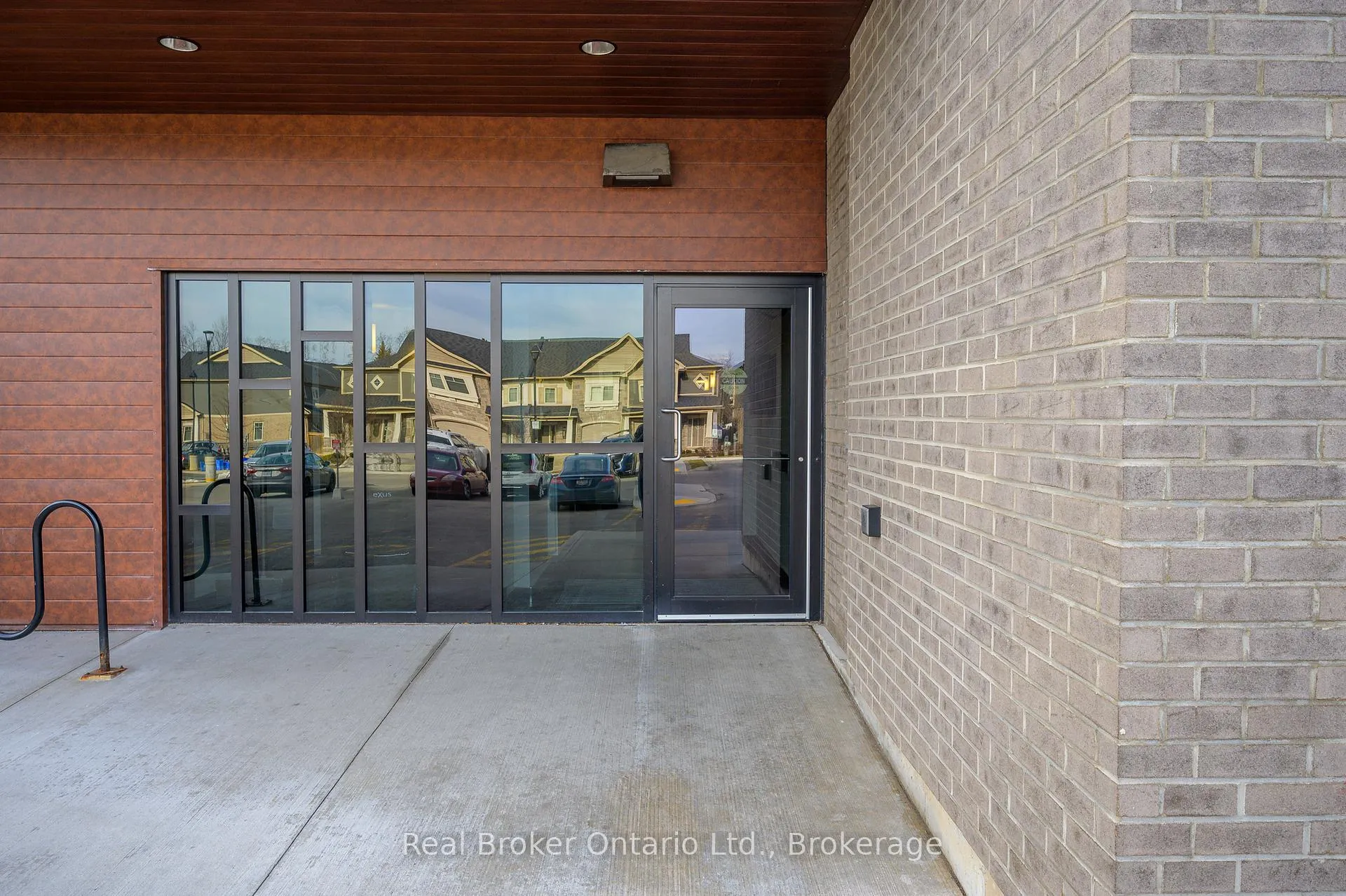 Photo 43 of Unit 107, 30 Hamilton Street S, Hamilton, Waterdown — HOMEH