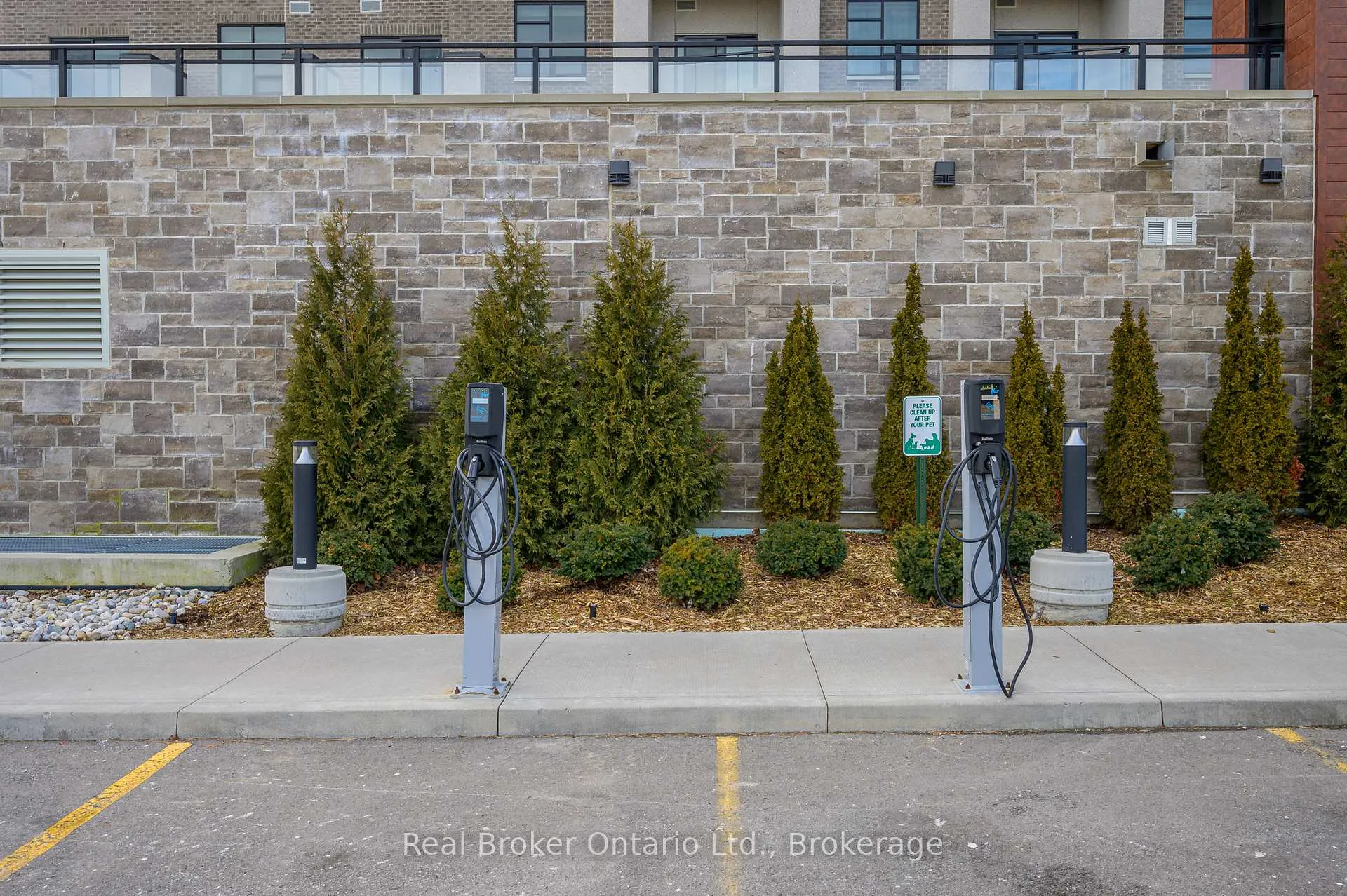 Photo 44 of Unit 107, 30 Hamilton Street S, Hamilton, Waterdown — HOMEH