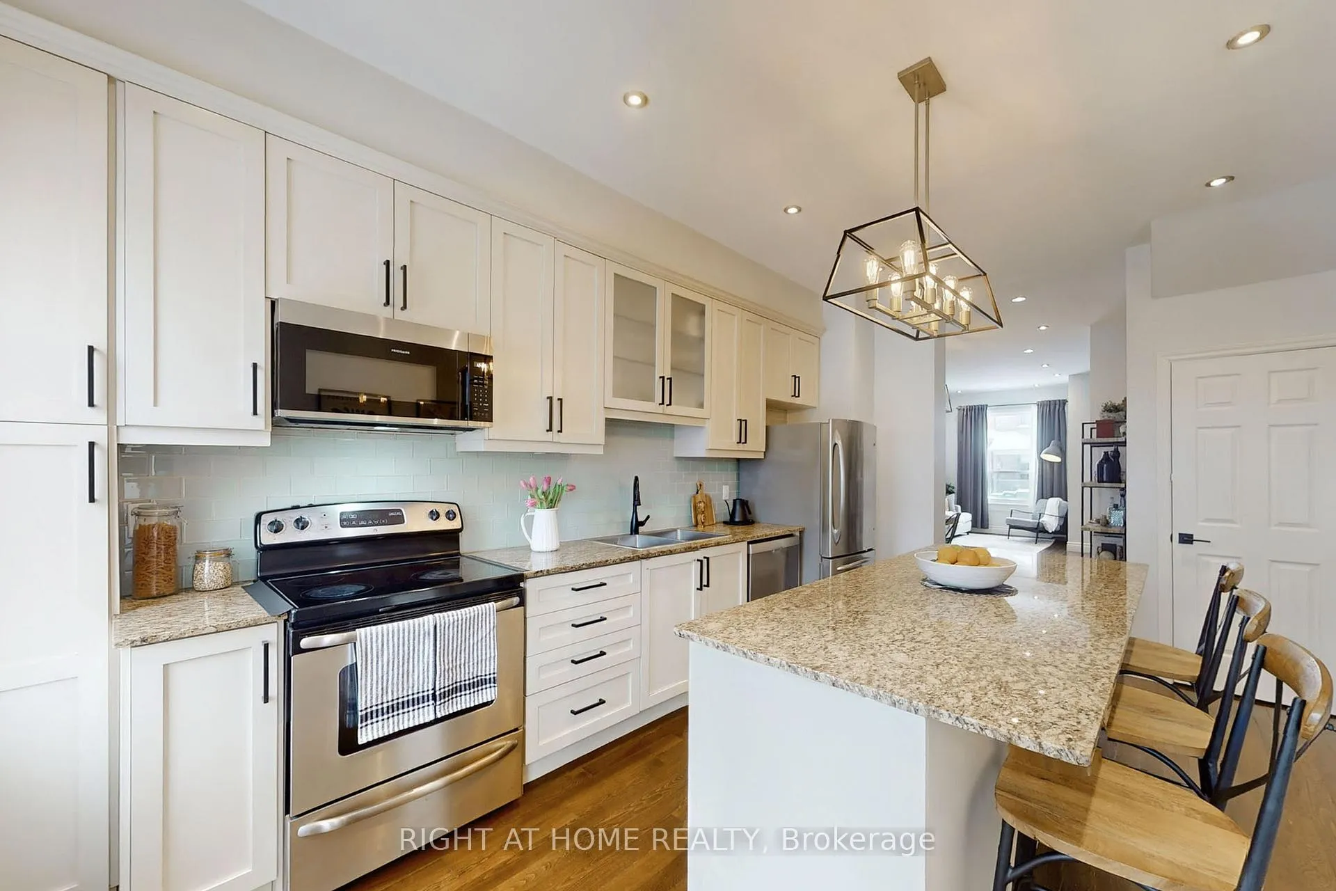 Photo 12 of 113 Logan Avenue, Toronto, South Riverdale — HOMEH